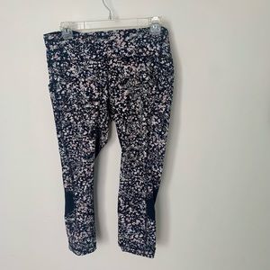 Lululemon Capri floral tights.